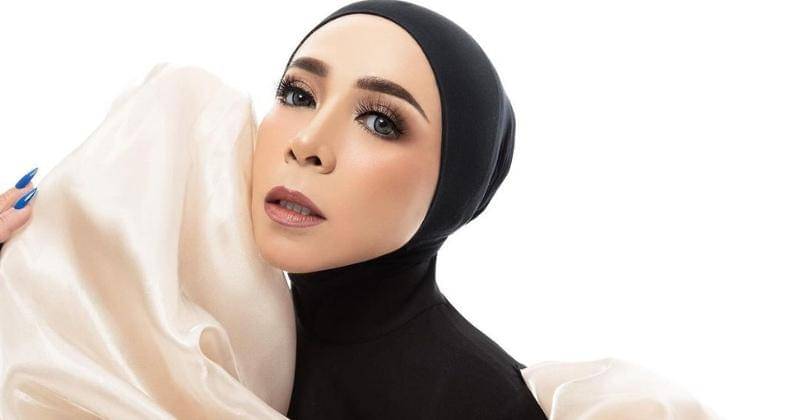 Instagram.com/melly_goeslaw